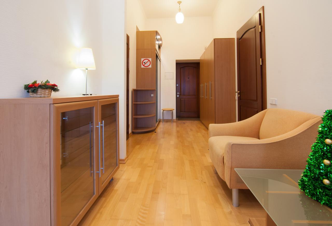 Home-Hotel Apartments-Mykhailivska Киев Экстерьер фото