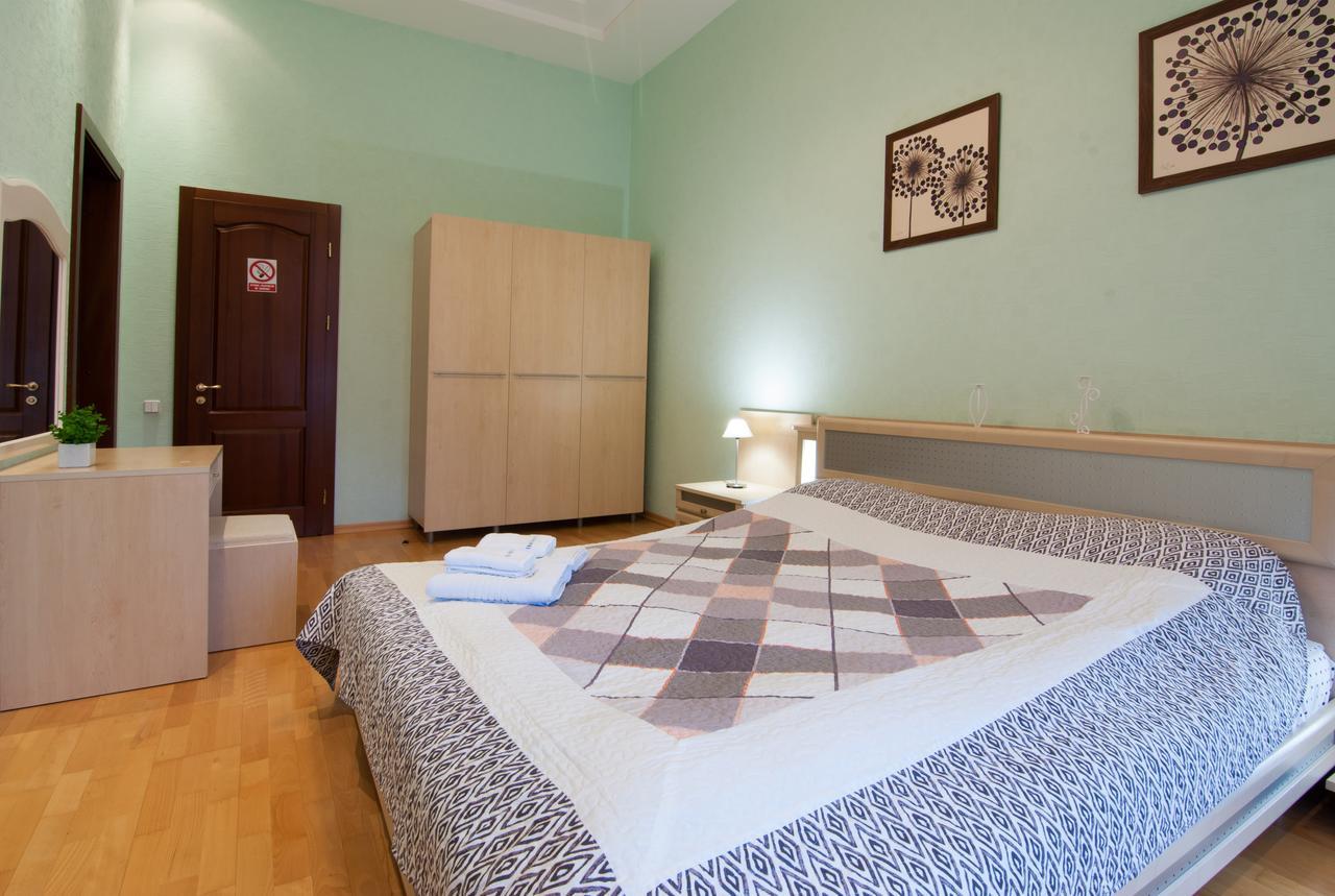Home-Hotel Apartments-Mykhailivska Киев Экстерьер фото